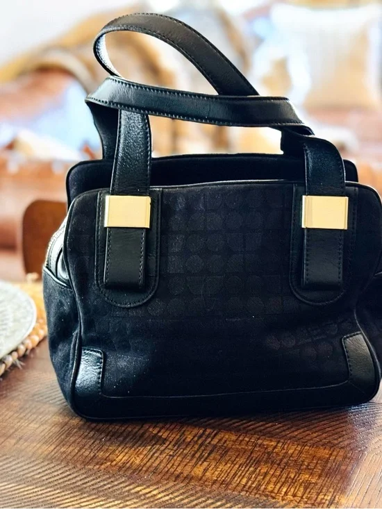 Kate Spade Jacquard &
Leather Shoulder Bag with Structured Designed preloved ❤️ - Picture 4 of 17